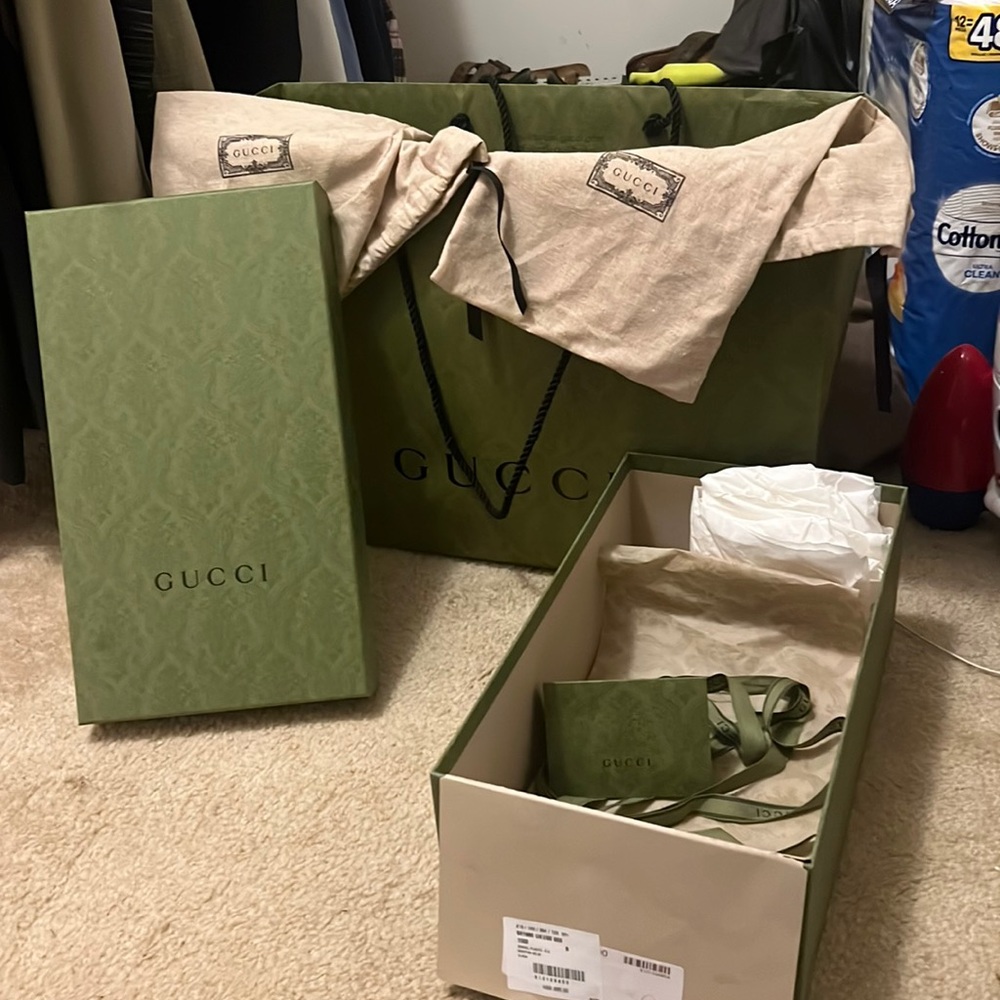 EMPTY (gift box/bag) Gucci Bag/Shoe Box/Dusters/Paper/Card/Ribbon.